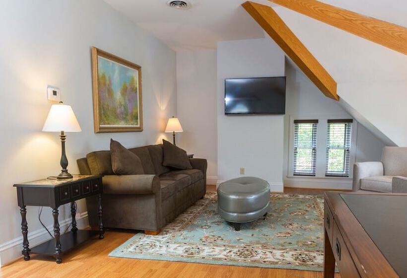 Пансион 7 On Strath