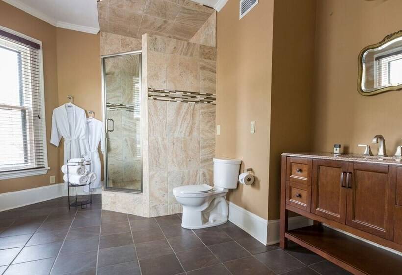 Пансион 7 On Strath