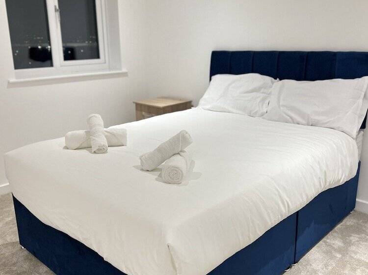 펜션 Berkshire Residence