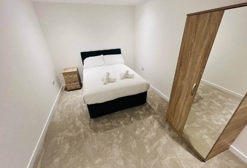 펜션 Berkshire Residence