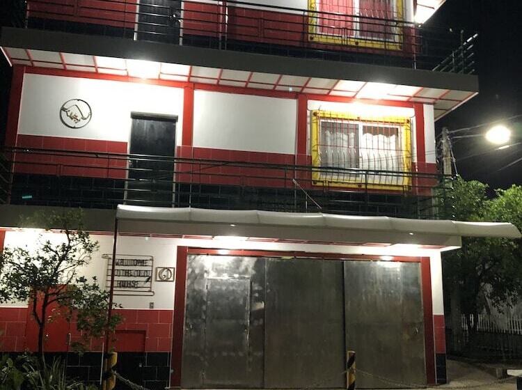 پانسیون Casa Hotel La Casa Vieja