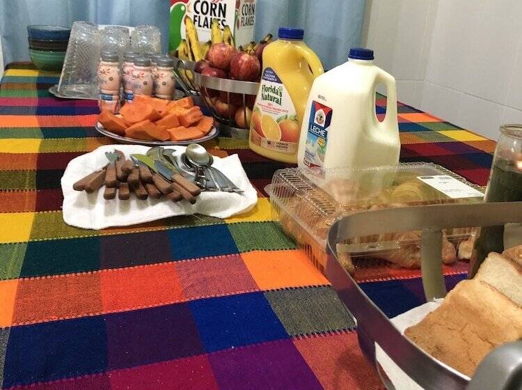 پانسیون Casa Hotel La Casa Vieja