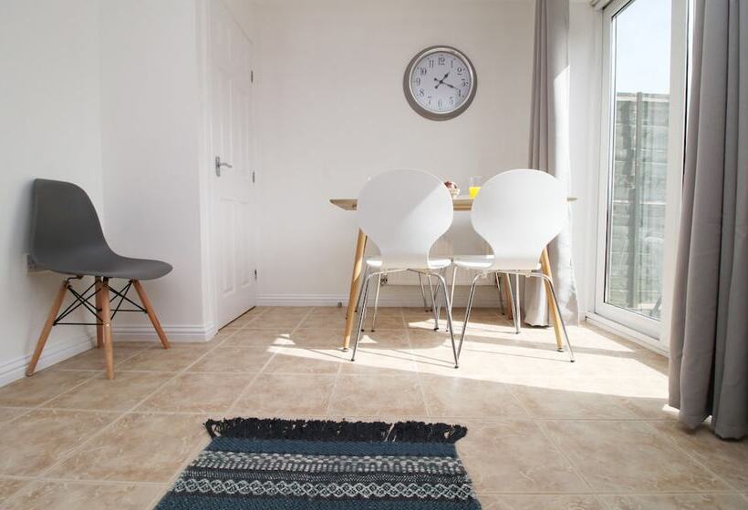 膳宿费 Gwent House By Tŷ Sa