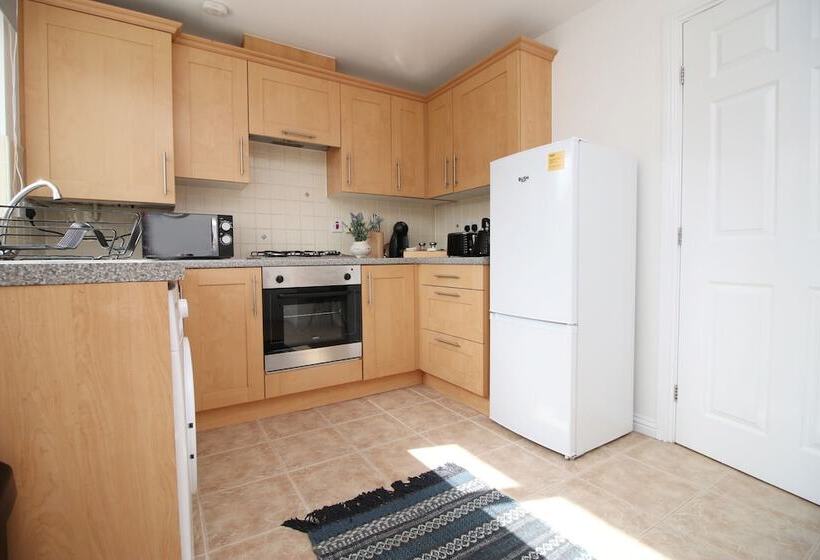 膳宿费 Gwent House By Tŷ Sa