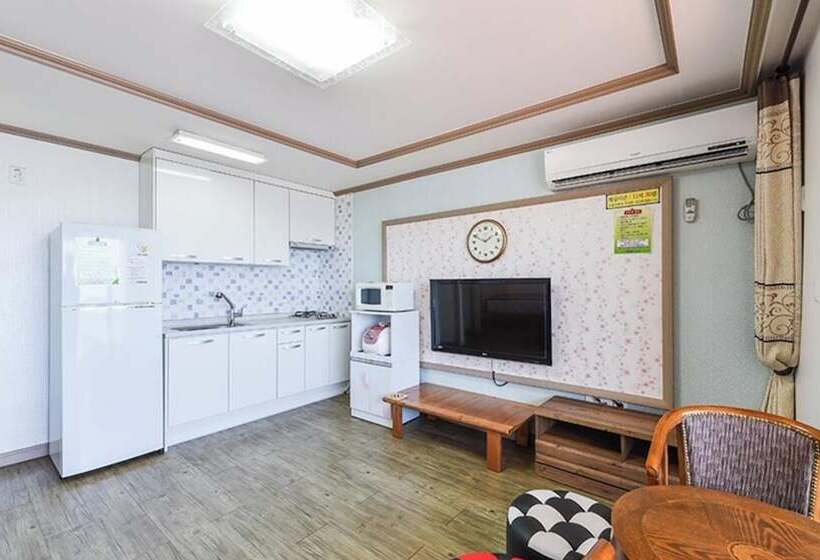 Ulsan Seaside Pension