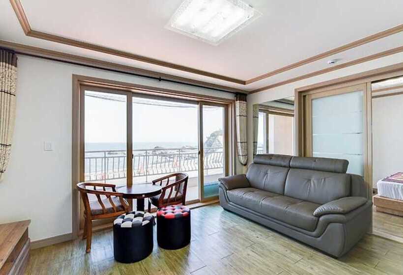 Ulsan Seaside Pension