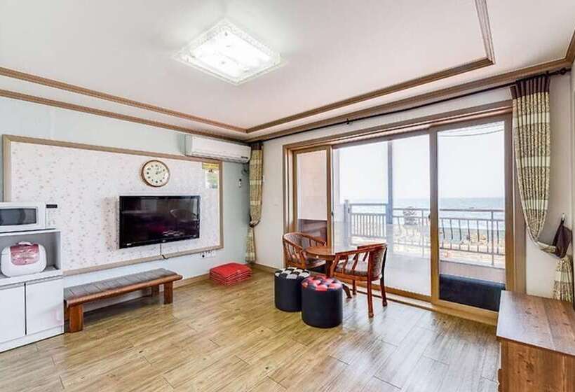 Ulsan Seaside Pension