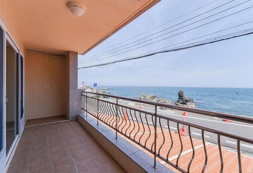 Ulsan Seaside Pension