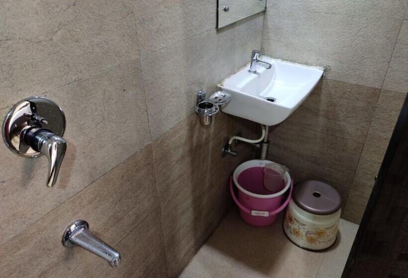 Hotel Dadar Residency Near Tata Hospital