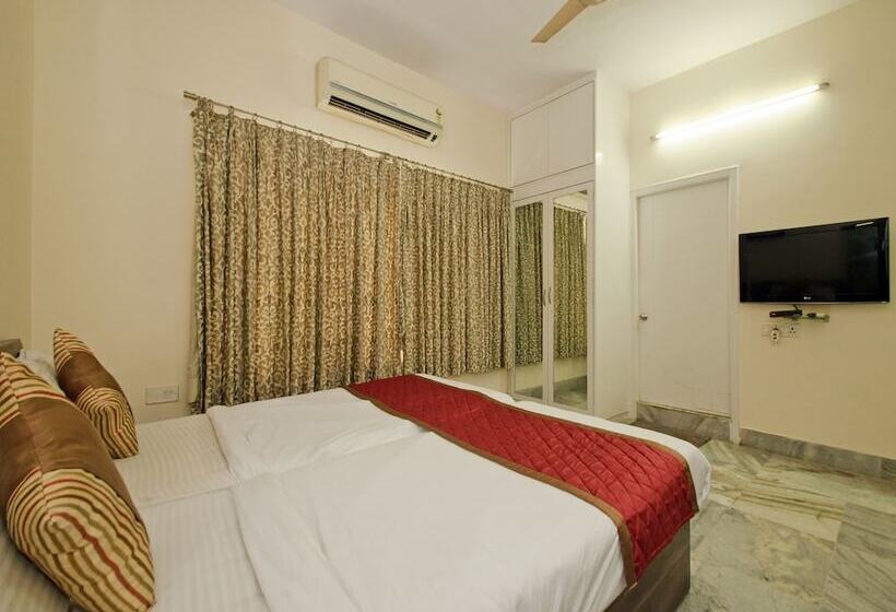 Отель Oyo 3573 Salt Lake Sector 2