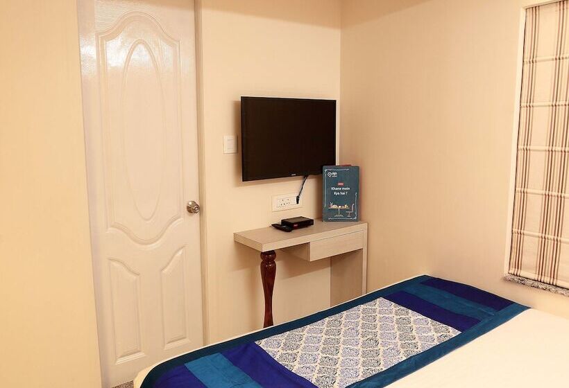 Отель Oyo 3573 Salt Lake Sector 2