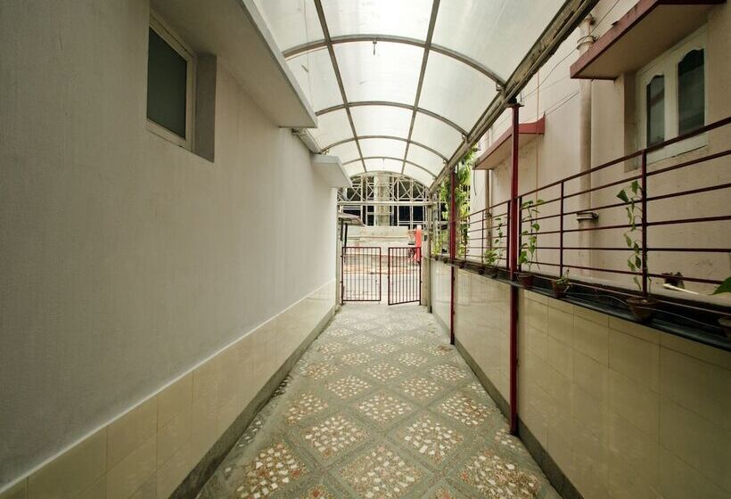 Отель Oyo 3573 Salt Lake Sector 2