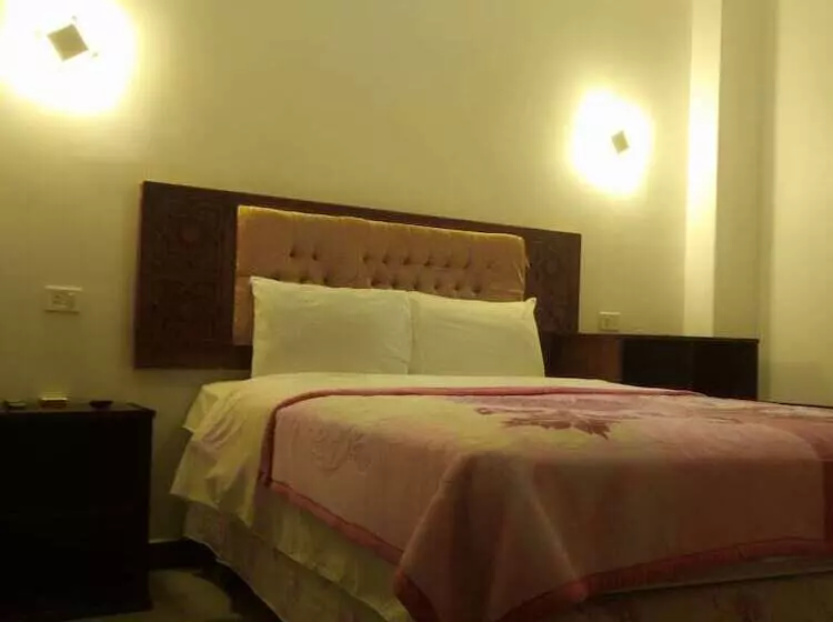 هتل Sydna All Hussain