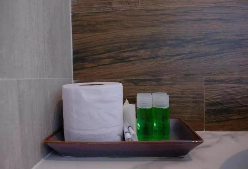 هتل Thaitara Chiangkhan