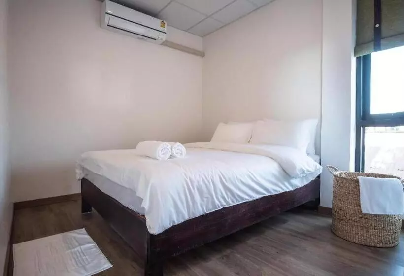 هتل Thaitara Chiangkhan