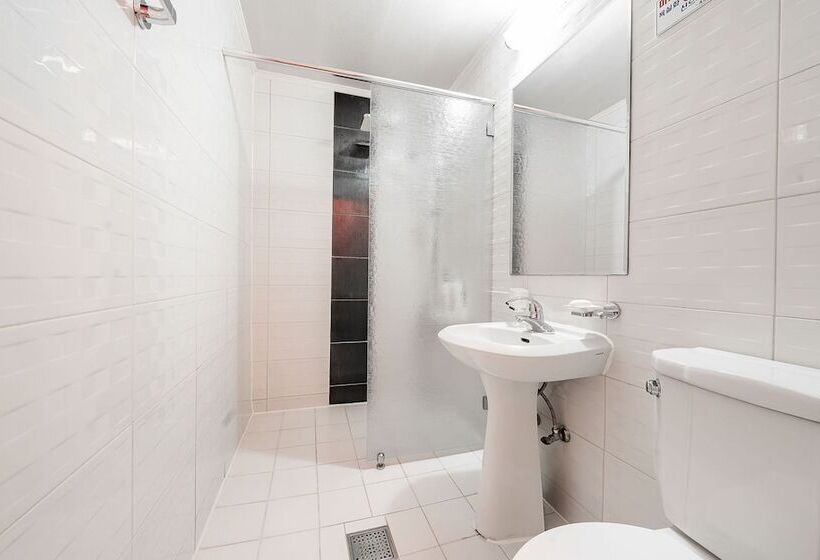 فندق على الطريق Bucheon A