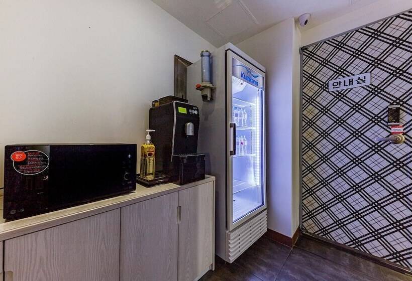 מוטל Daegu Bonridong Lucy