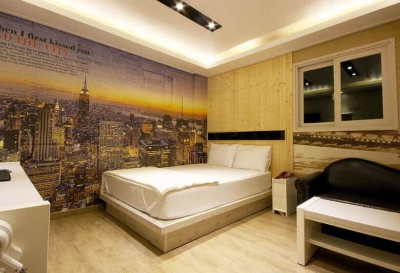 Motel Daegu Suseong Lake Child