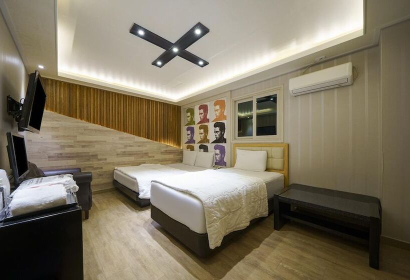 Motel Daegu Suseong Lake Child