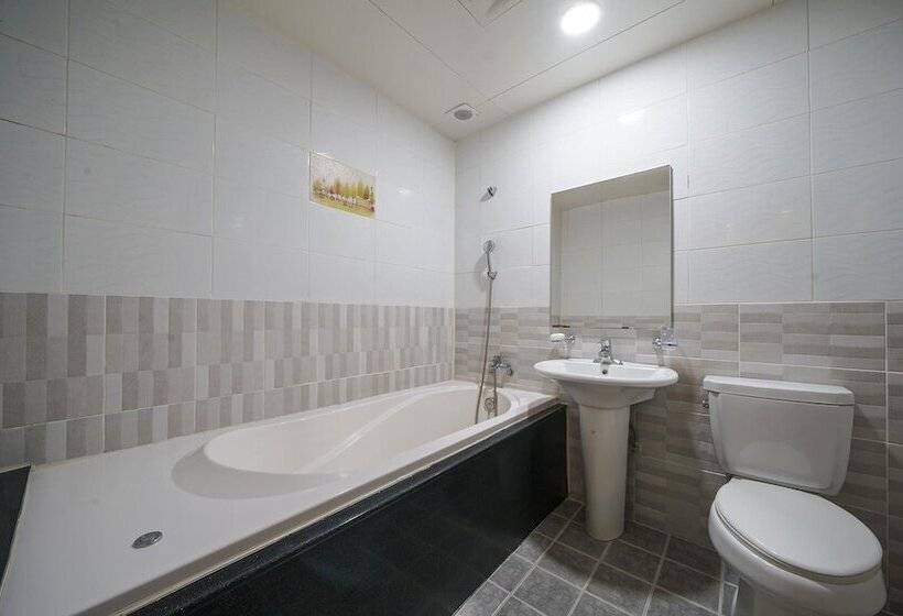 Motel Daegu Suseong Lake Child