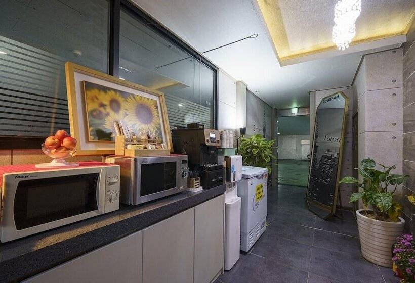 Motel Daegu Suseong Lake Child