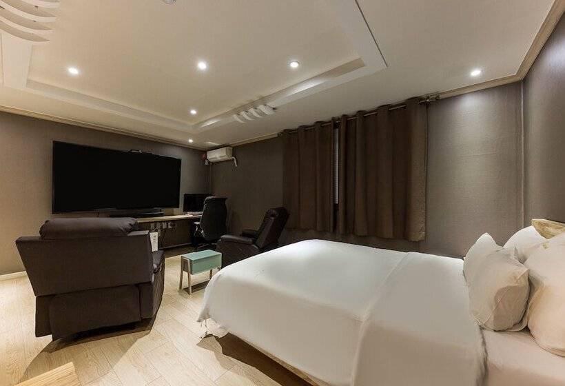 مُتل Daejeon Dunsan Hotel Days