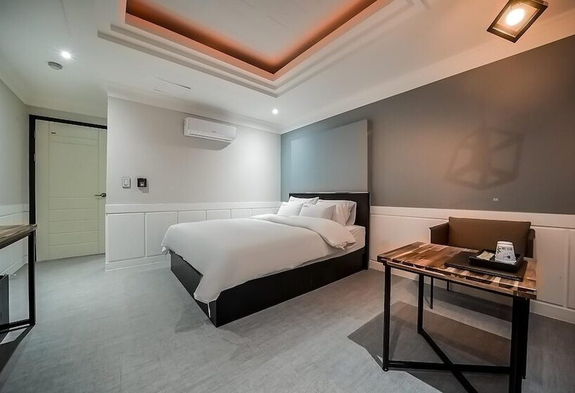 מוטל Guri Boutique Hotel Yeogi