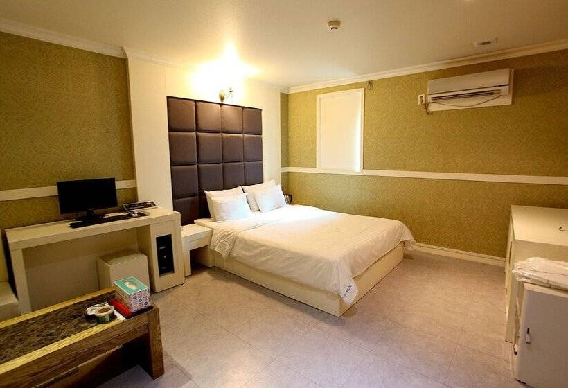 モーテル Guri Film 372