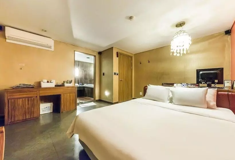 مُتل Nokbeon Hotel Galley