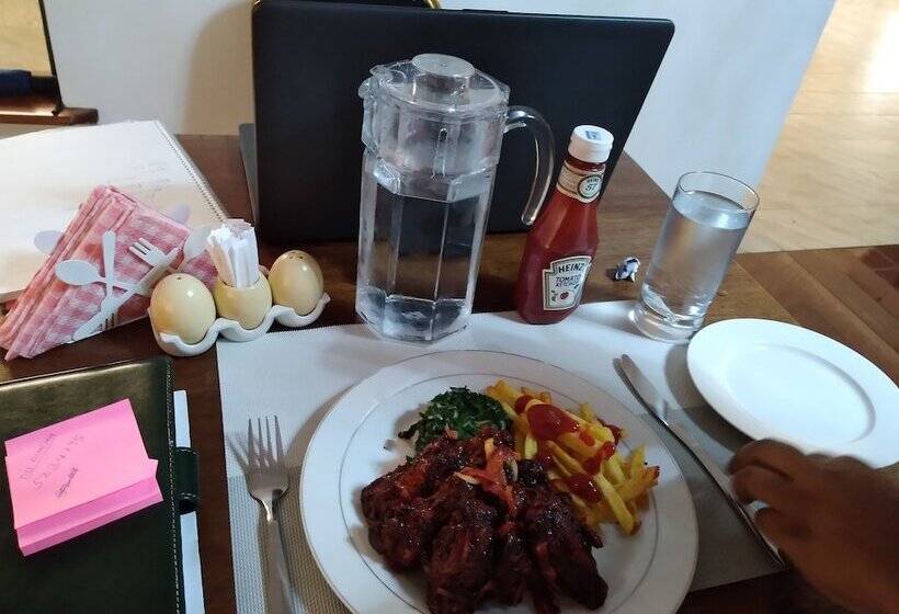 پانسیون Clemsa Boutique