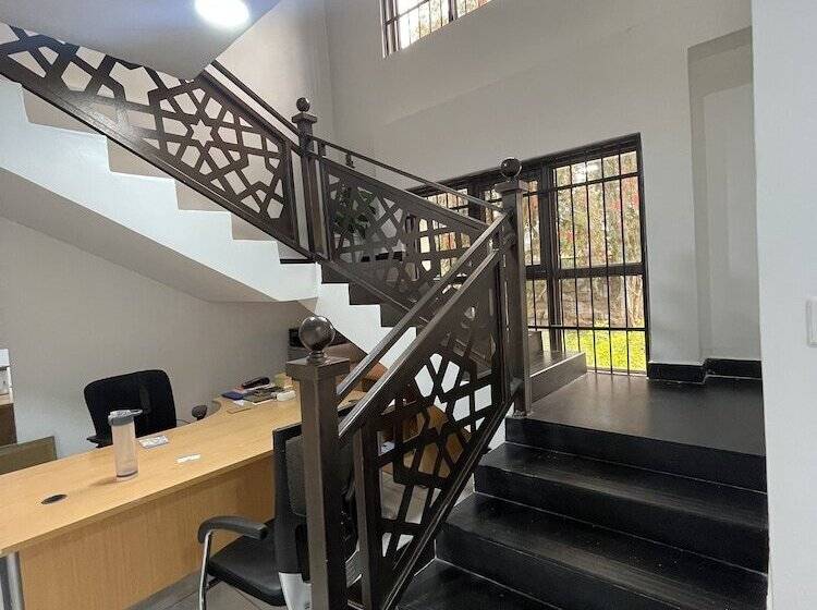 پانسیون Clemsa Boutique