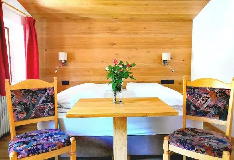 ベッドアンドブレックファースト Garni Gabrieli