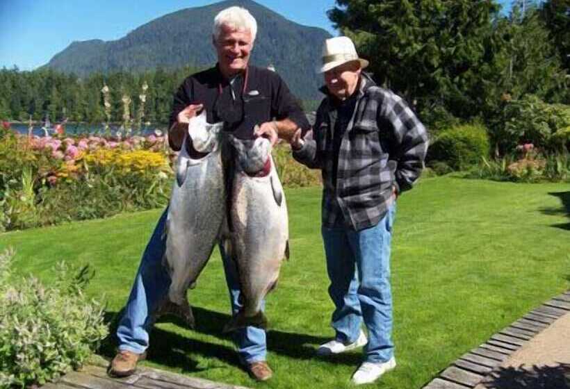 هتل Tofino Swell Lodge