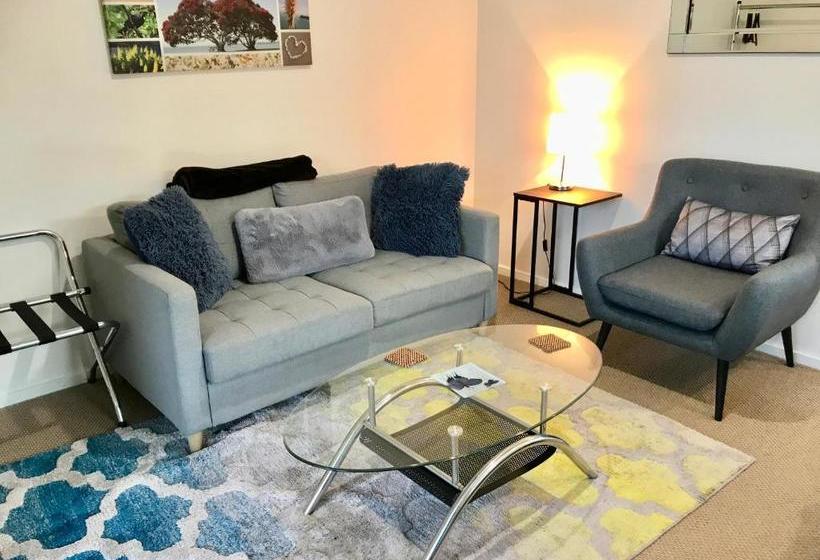 צימר Bluff Ocean Vista Motel