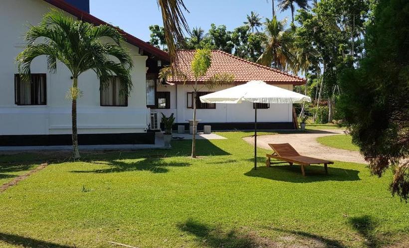 호텔 Acquabey Surf Villa