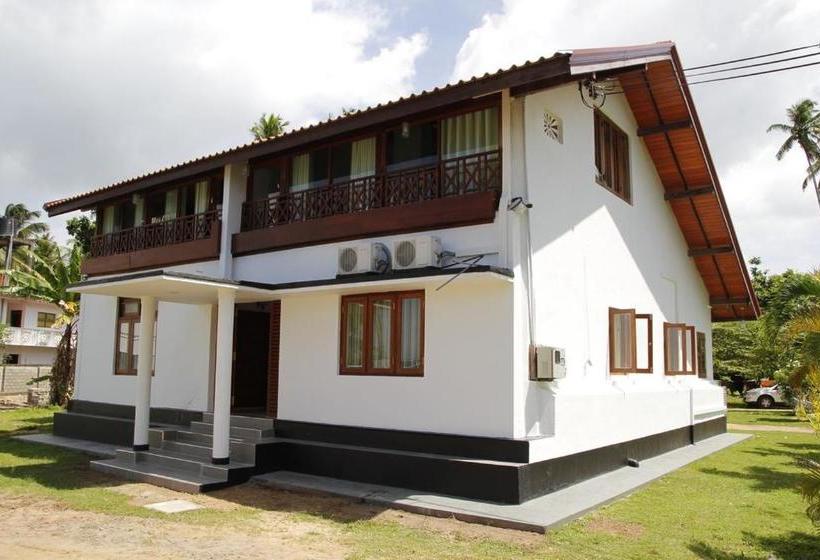 호텔 Acquabey Surf Villa