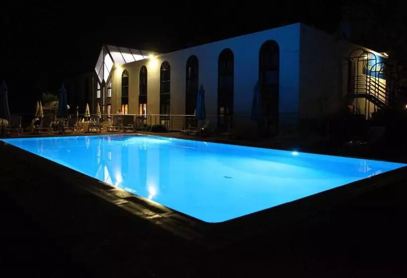 Agape Hotel Niort  Bessines