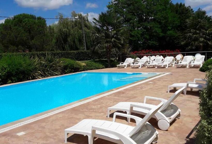 Agape Hotel Niort  Bessines