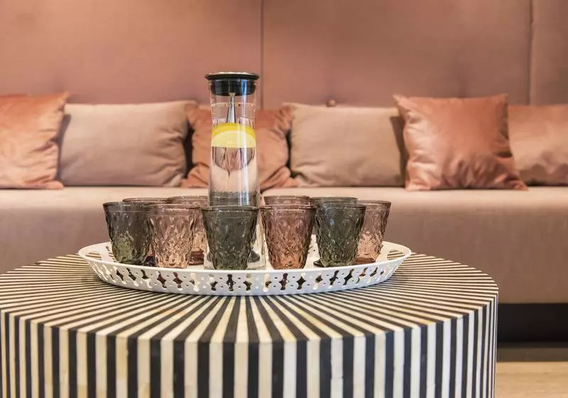 Ambassador Hotel Frankfurt