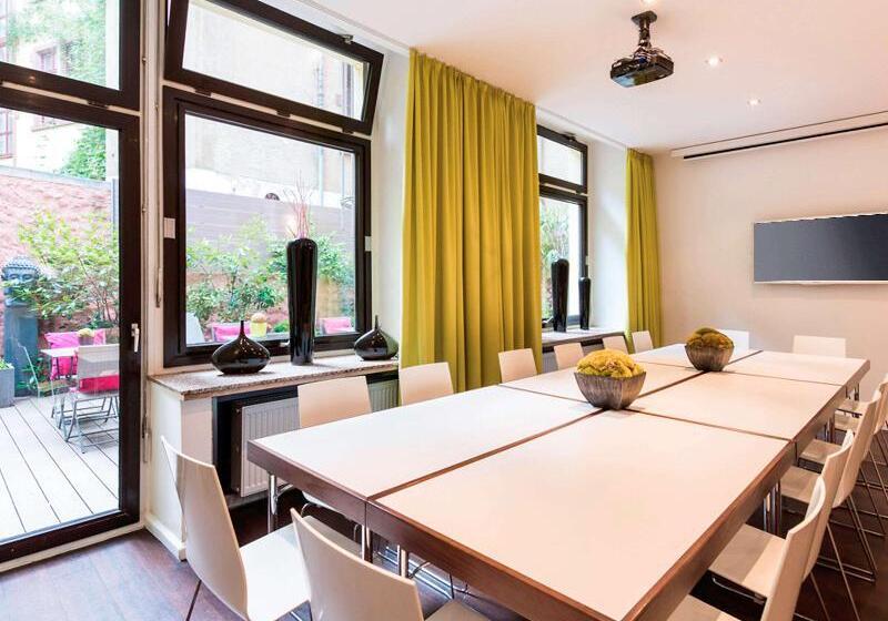 Ambassador Hotel Frankfurt