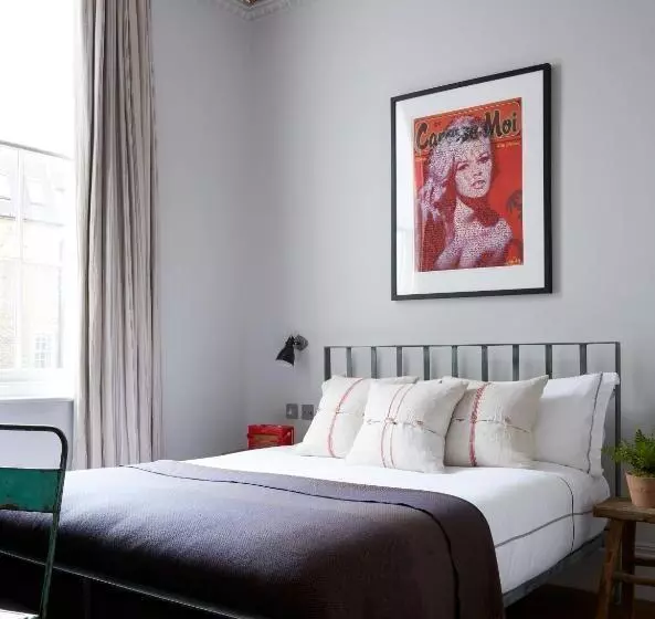 هتل Artist Residence London