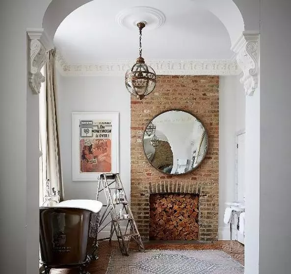 هتل Artist Residence London