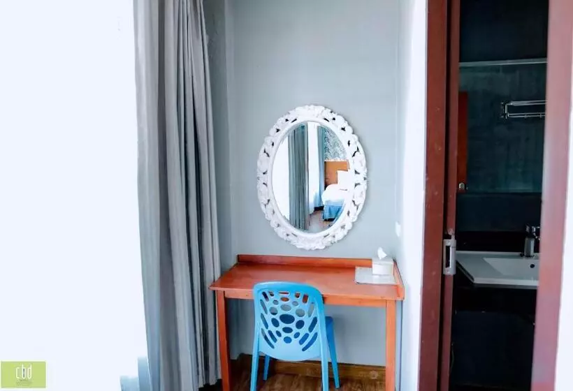 Cbd Hotel Suratthani