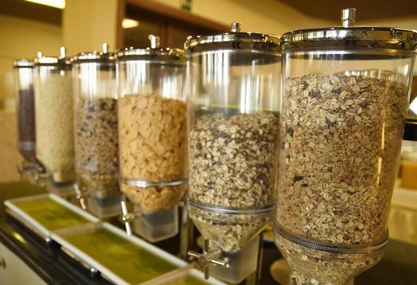 Otel El Salvador Frontemare Piscina Riscaldata