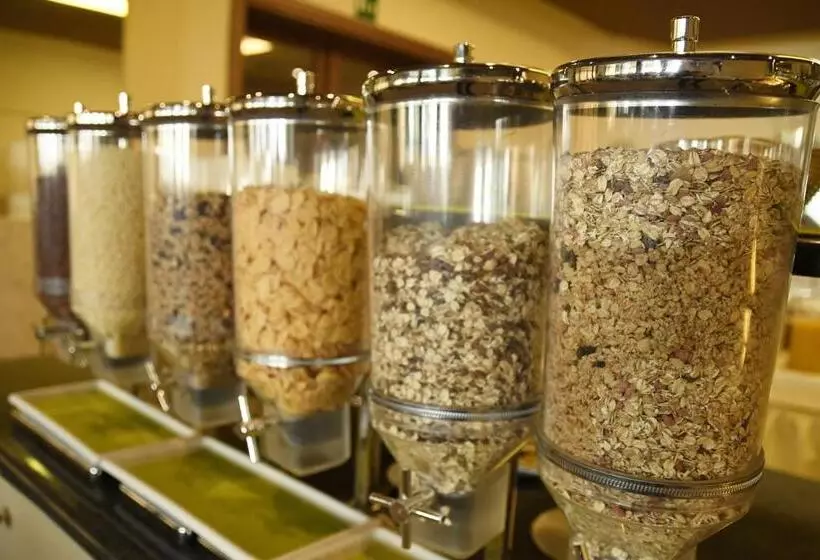 هتل El Salvador Frontemare Piscina Riscaldata