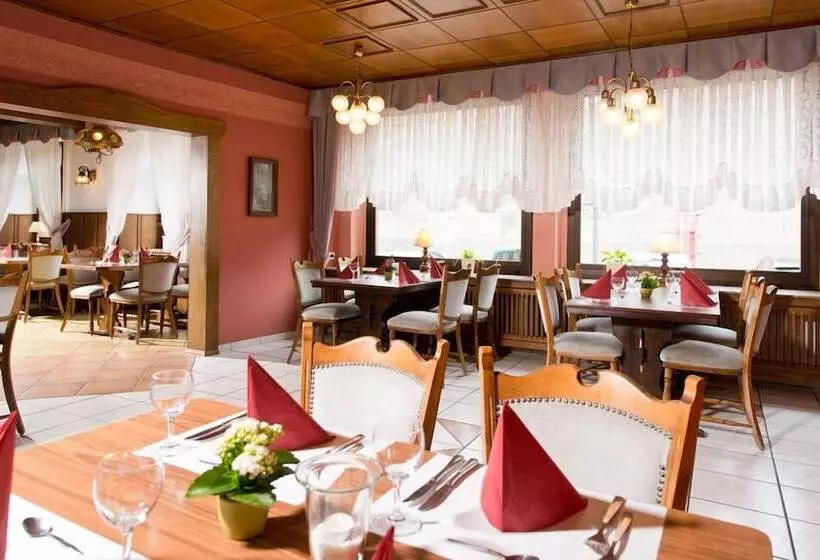 בית מלון כפרי Ellenzer Goldbaumchen