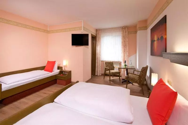 בית מלון כפרי Ellenzer Goldbaumchen