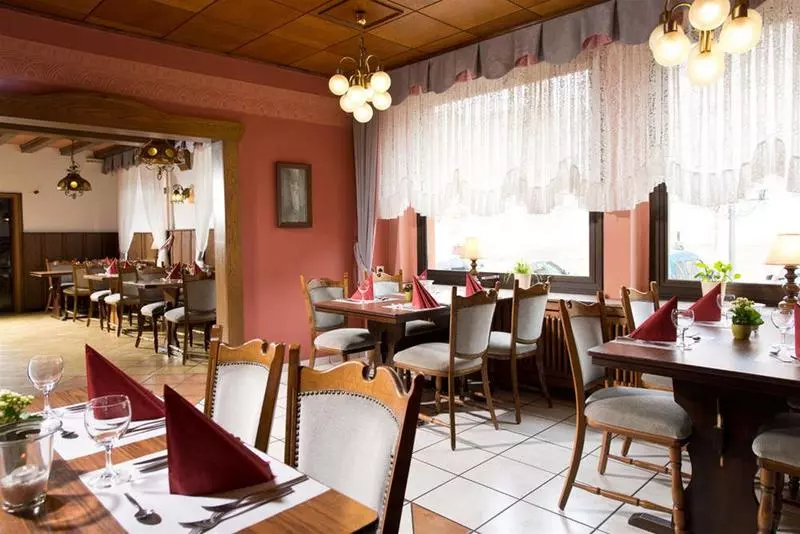 בית מלון כפרי Ellenzer Goldbaumchen