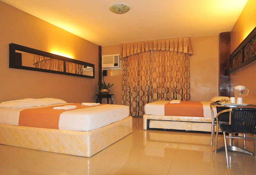 فندق Royal Coast Tourist Inn And Restaurant