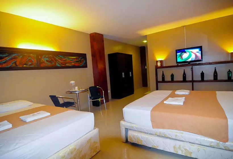 Hôtel Royal Coast Tourist Inn And Restaurant